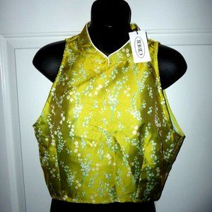 NWT Exquisite Cider Brand Cropped Tank With White Flowers Size Large